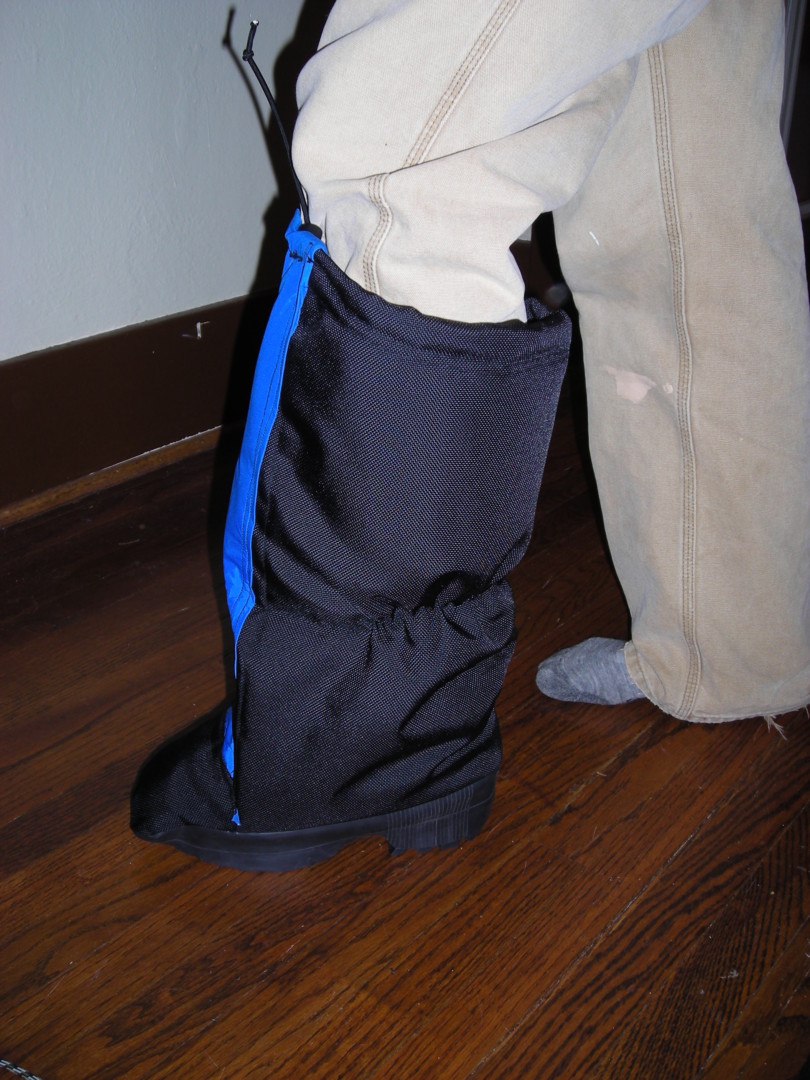 Making Insulated Super Gaiters for Warm Feet in the Mountains