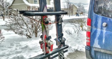 Vertical Ski (or snowboard) Carrying Hitch Rack Vertical Ski (or snowboard) Carrying Hitch Rack