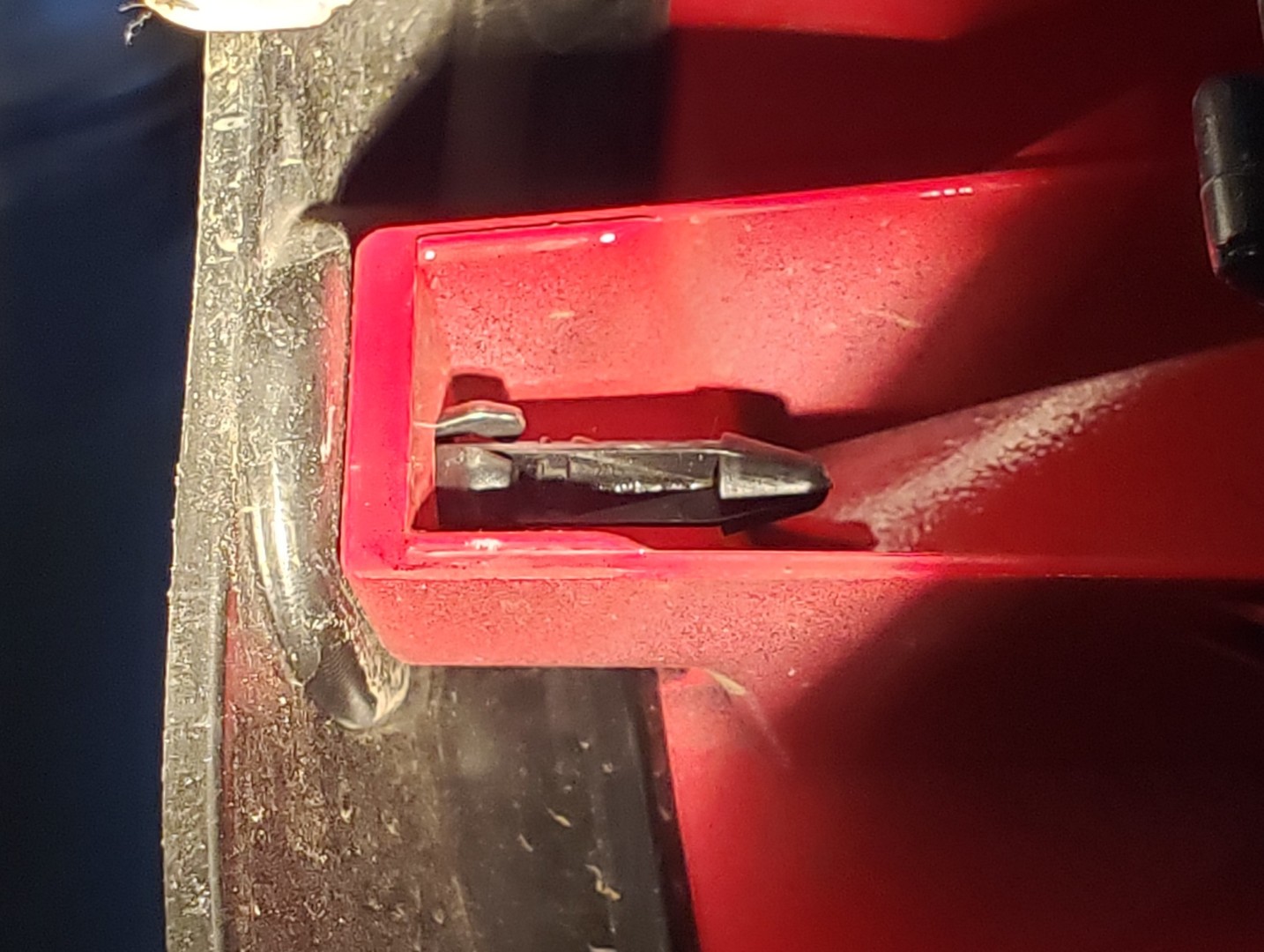 Points Unknown - Push Rivets / Pins / Clips - Installation and Removal