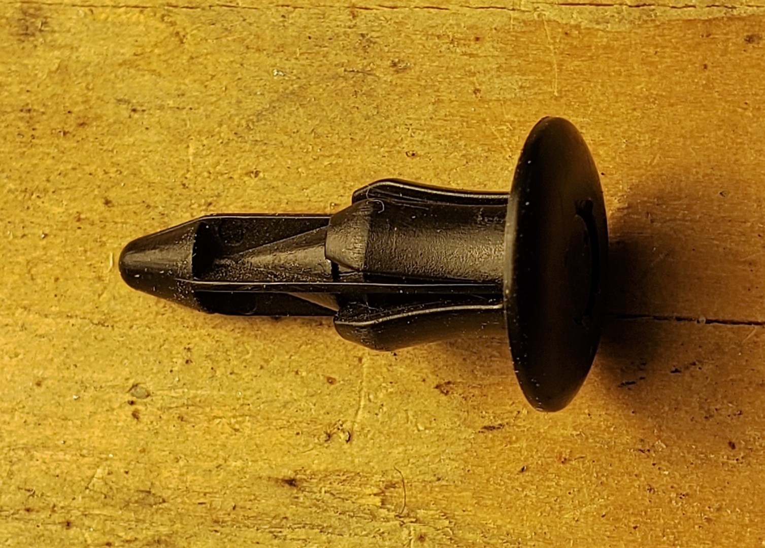 Points Unknown - Push Rivets / Pins / Clips - Installation and Removal